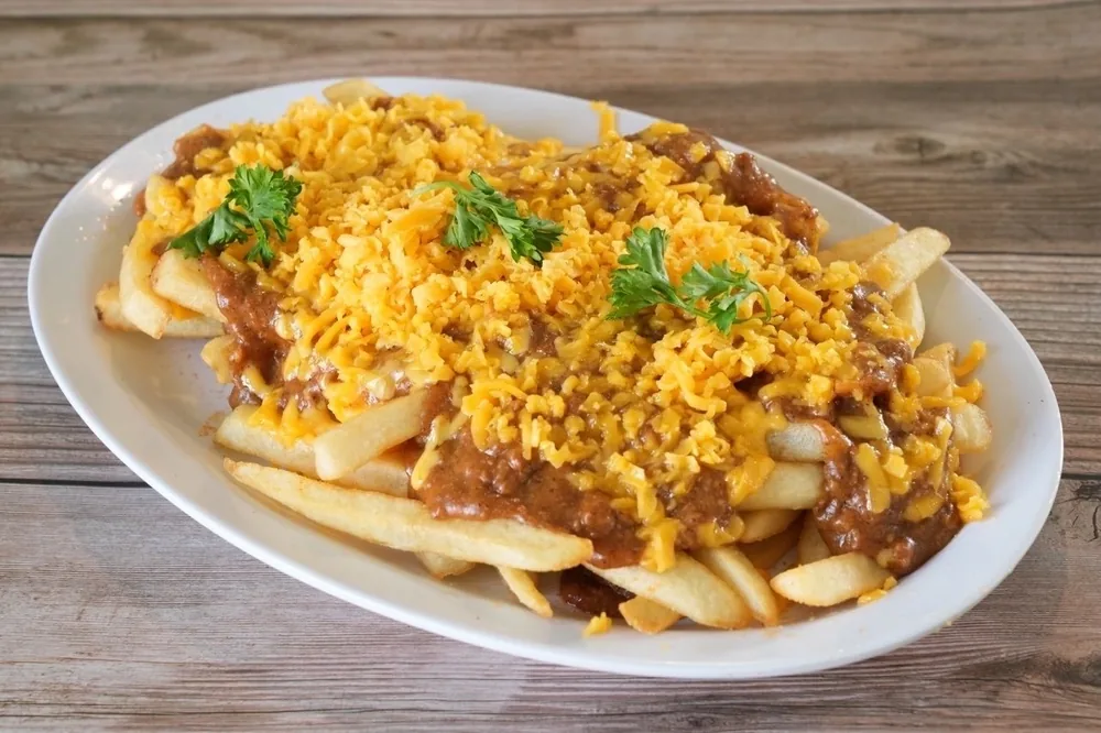 Chili cheese fries
